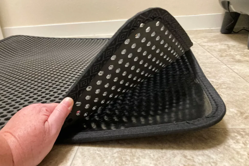 The 7 Best Cat Litter Mats for a Cleaner Home (Tested by Real Cats) 37 iPrimio litter mat featuring waterproof bottom layer and non-slip design